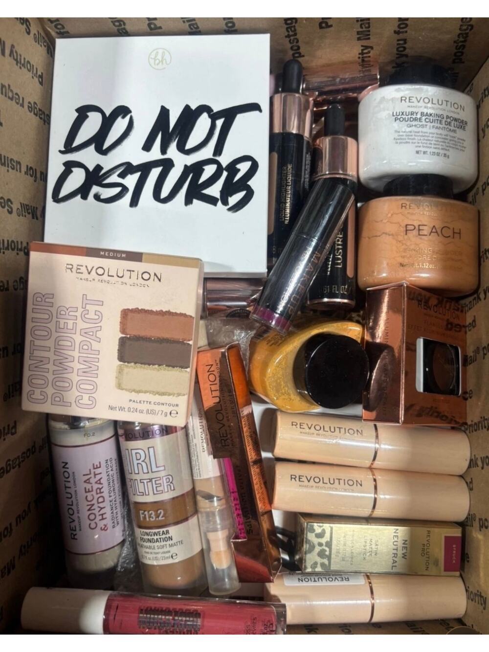 3 random assorted cosmetics